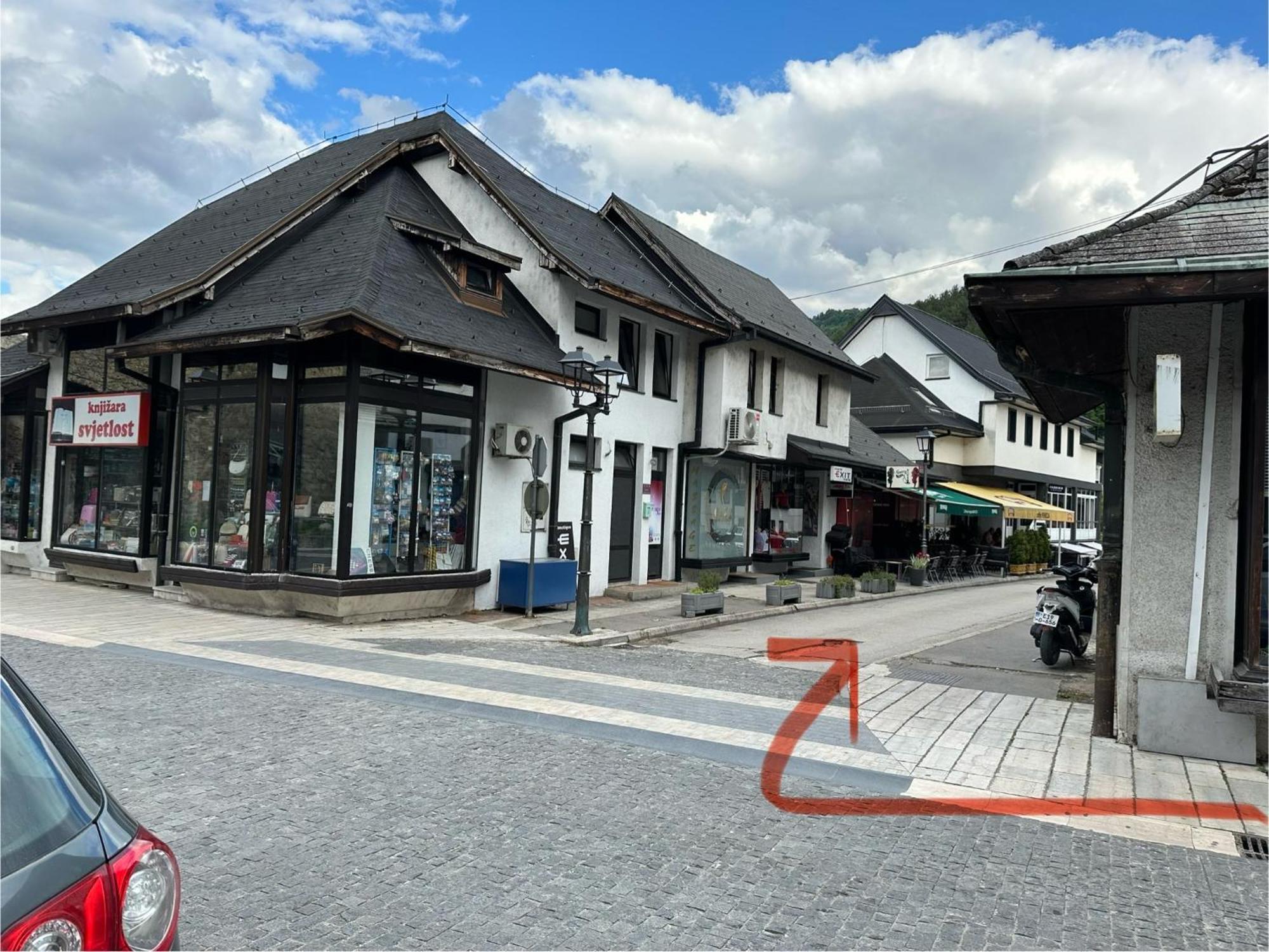 Damade Apartments ヤイツェ エクステリア 写真